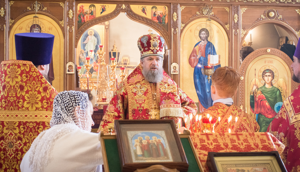 Сокол Магаданская область храм Всецарица